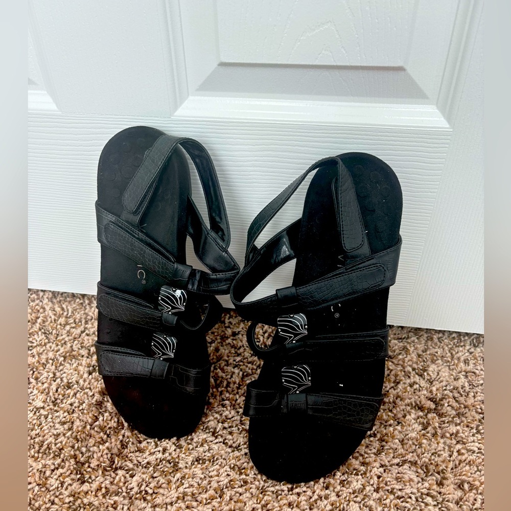 Vionic black sandals. Size 9